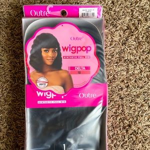 Wigpop synthetic bob wig “Delta” color 1B